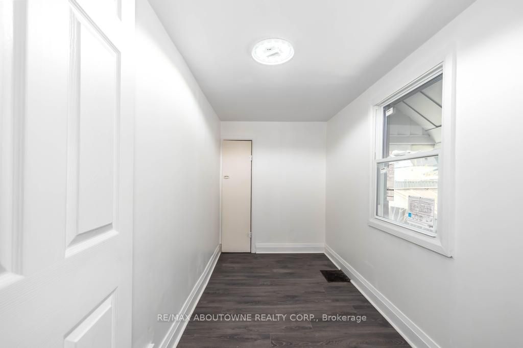 126 HARMONY Avenue, Hamilton ‣ X12559900 126 HARMONY Avenue, Hamilton ‣ X12559900