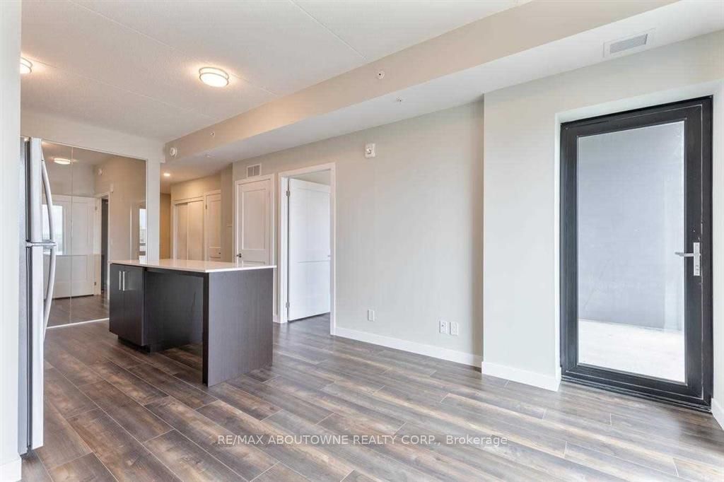 9 – 15 Queen Street, Hamilton ‣ X12613640 9 – 15 Queen Street, Hamilton ‣ X12613640