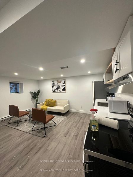 66 Wellington Street, Hamilton ‣ X12629656 66 Wellington Street, Hamilton ‣ X12629656