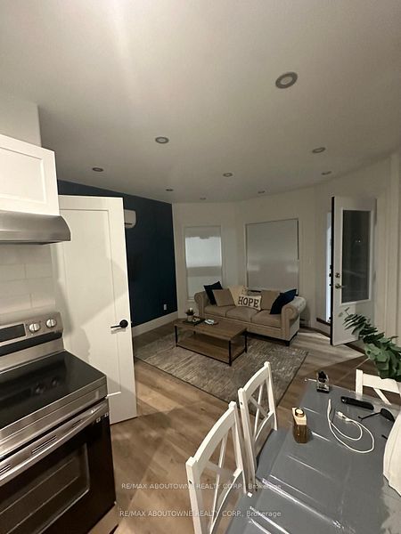 66 Wellington Street, Hamilton ‣ X12629656 66 Wellington Street, Hamilton ‣ X12629656