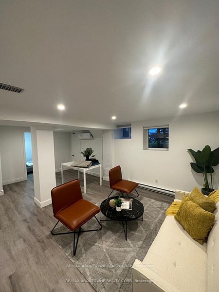 66 Wellington Street, Hamilton ‣ X12629656 66 Wellington Street, Hamilton ‣ X12629656