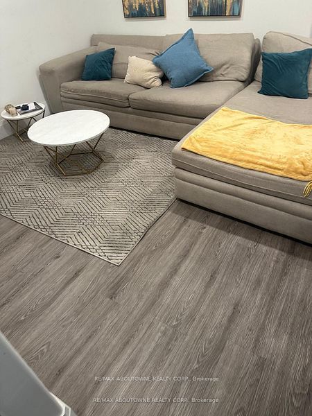 66 Wellington Street, Hamilton ‣ X12629656 66 Wellington Street, Hamilton ‣ X12629656