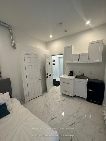 66 Wellington Street, Hamilton ‣ X12629656 66 Wellington Street, Hamilton ‣ X12629656