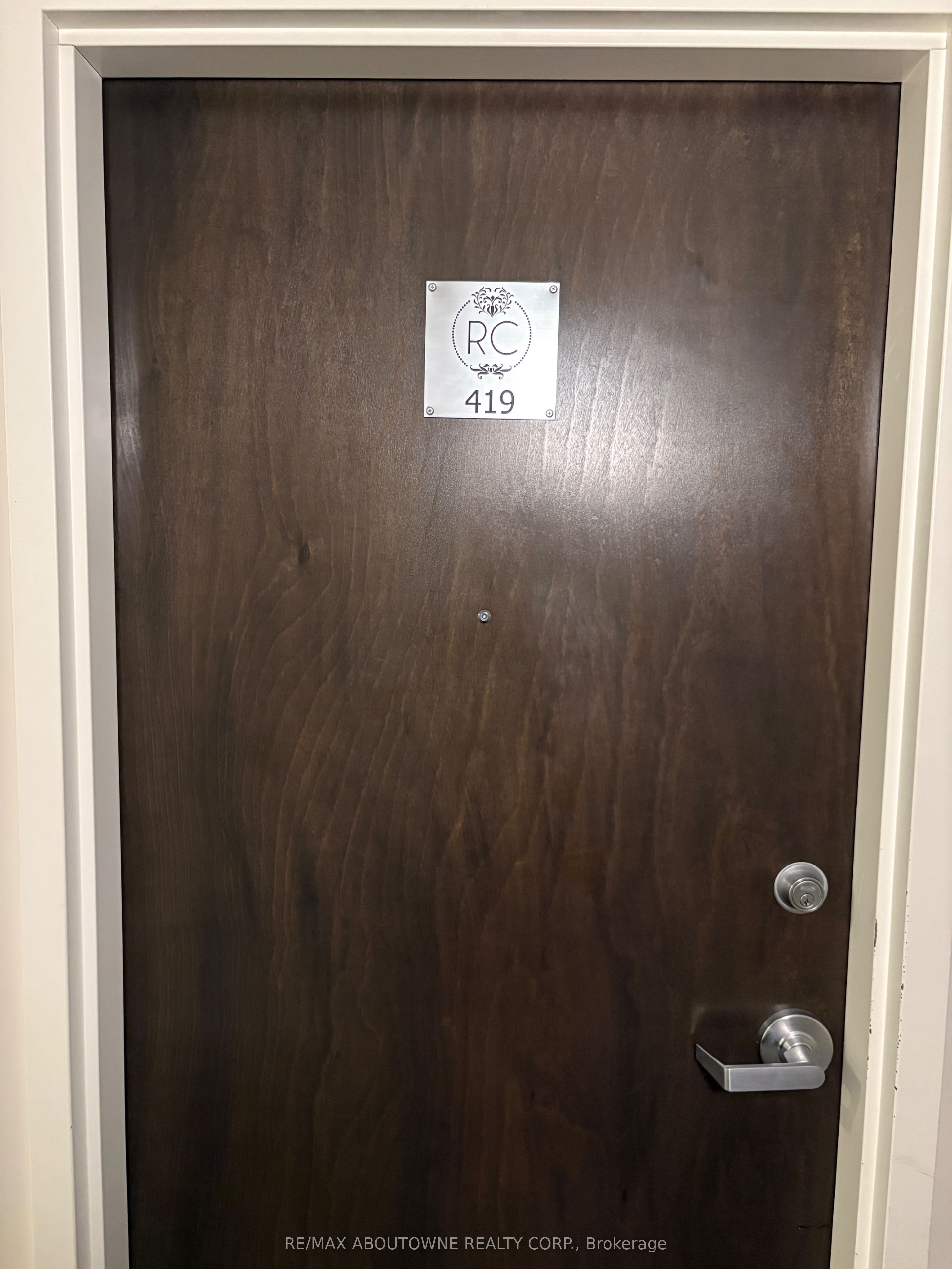 419 – 118 King Street, Hamilton ‣ X12634730 419 – 118 King Street, Hamilton ‣ X12634730