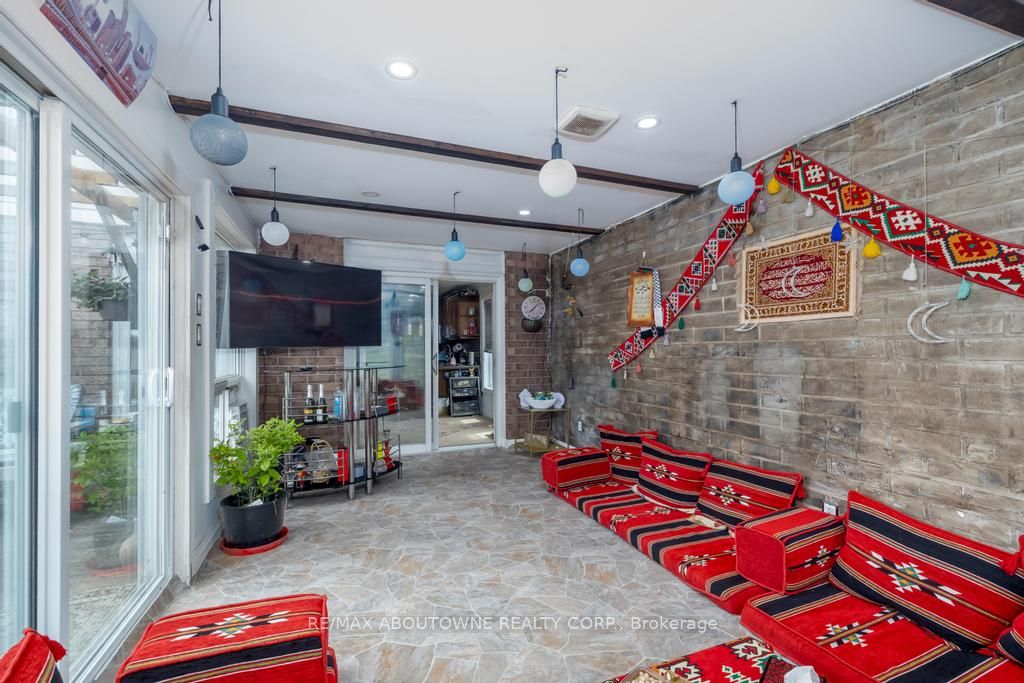 14 SABLE Drive, Hamilton ‣ X12651604 14 SABLE Drive, Hamilton ‣ X12651604