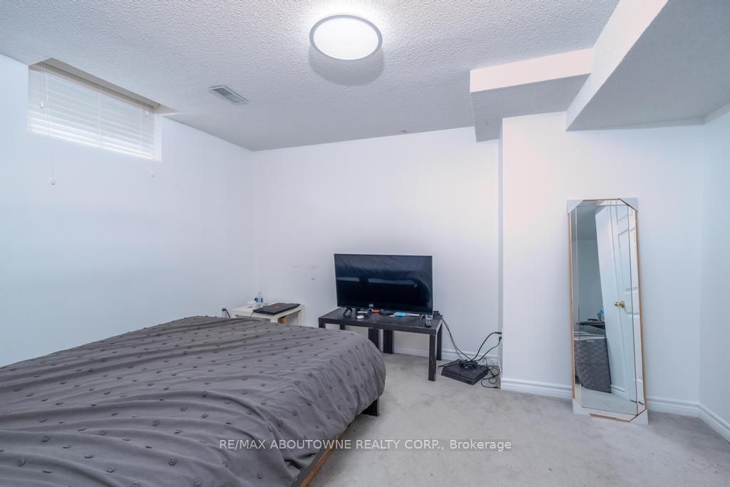 14 SABLE Drive, Hamilton ‣ X12651604 14 SABLE Drive, Hamilton ‣ X12651604