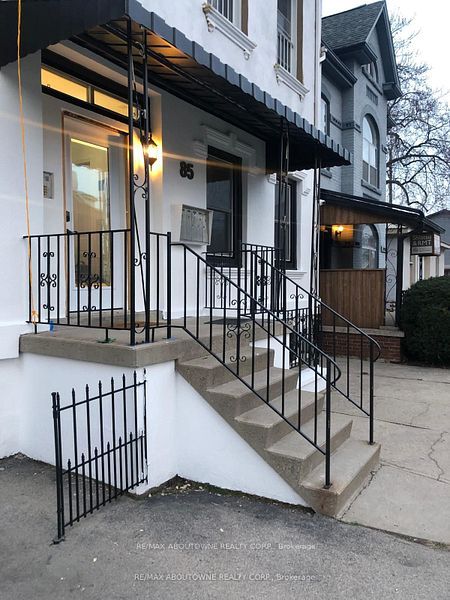 85 Wilson Street, Hamilton ‣ X12690676 85 Wilson Street, Hamilton ‣ X12690676