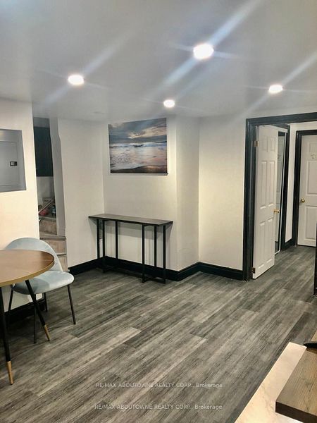 85 Wilson Street, Hamilton ‣ X12690676 85 Wilson Street, Hamilton ‣ X12690676