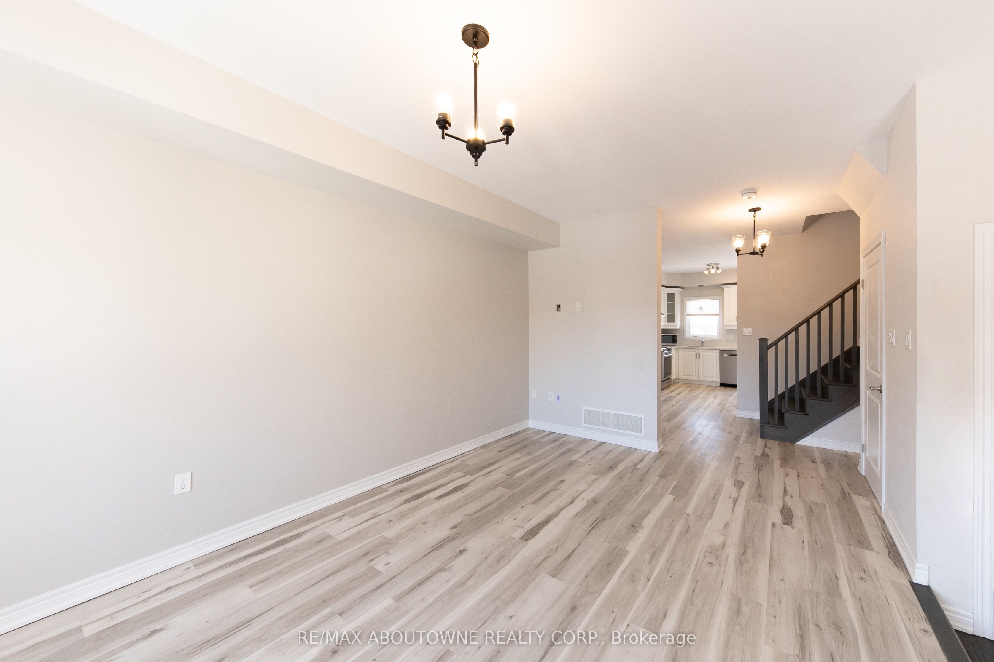 15 BARLEY Lane, Hamilton ‣ X12789060 15 BARLEY Lane, Hamilton ‣ X12789060