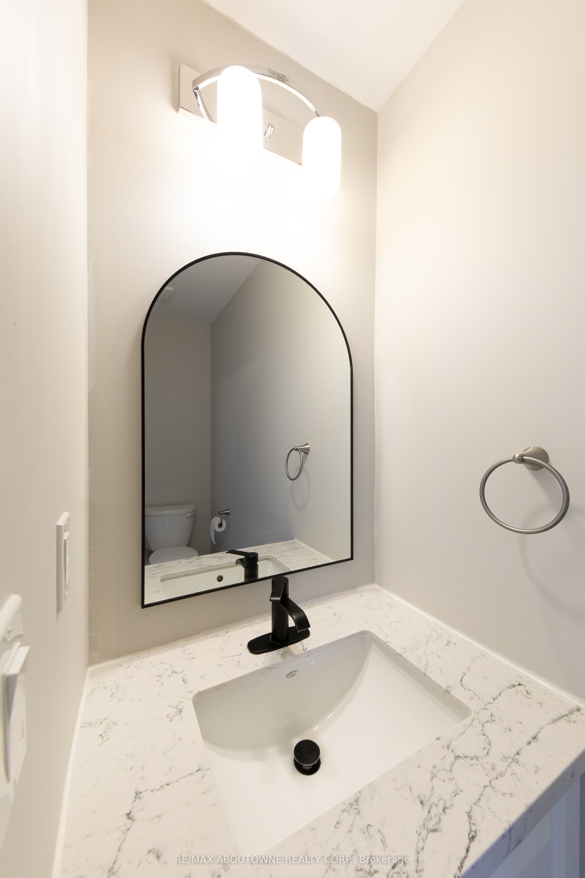 15 BARLEY Lane, Hamilton ‣ X12789060 15 BARLEY Lane, Hamilton ‣ X12789060