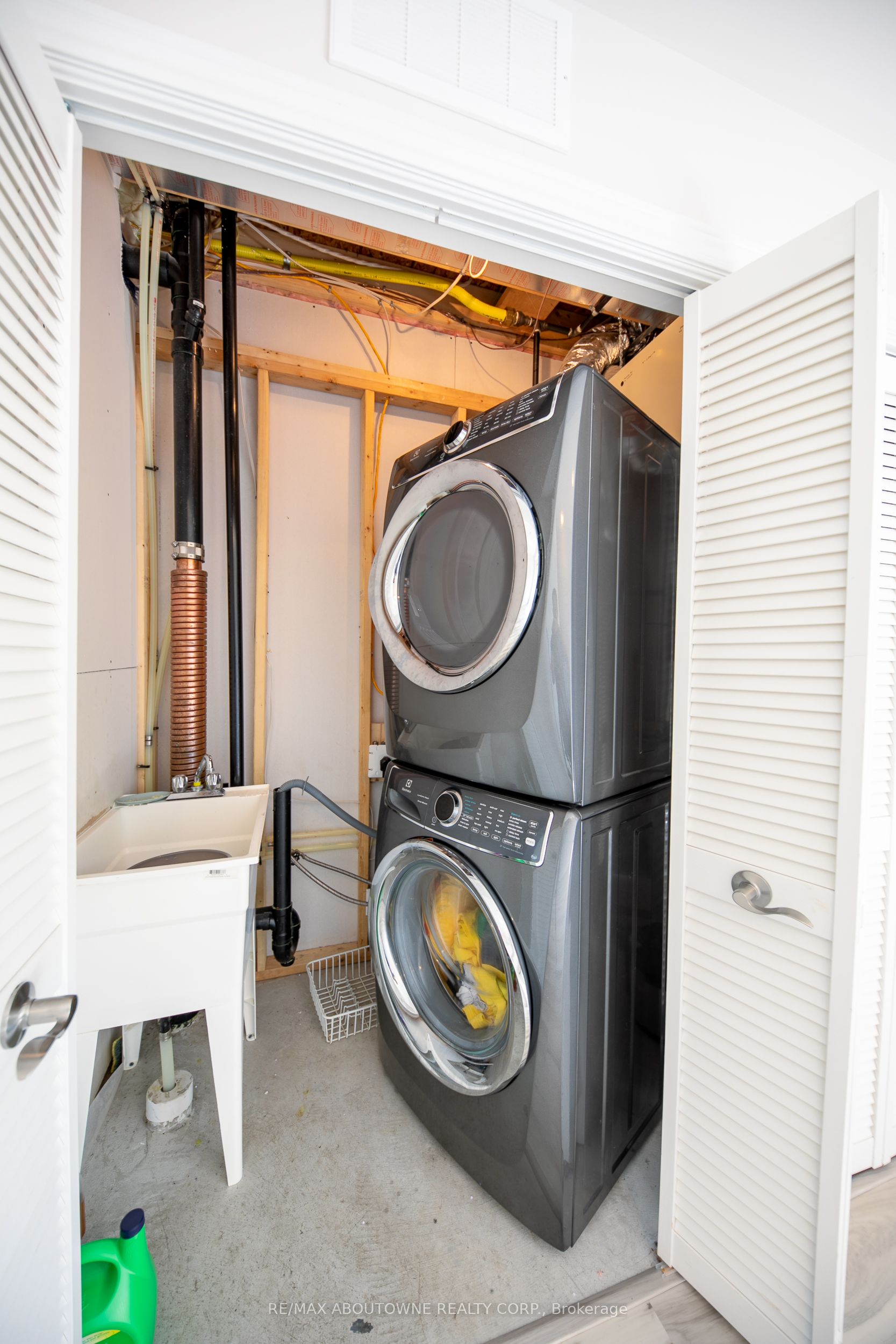 15 BARLEY Lane, Hamilton ‣ X12789060 15 BARLEY Lane, Hamilton ‣ X12789060