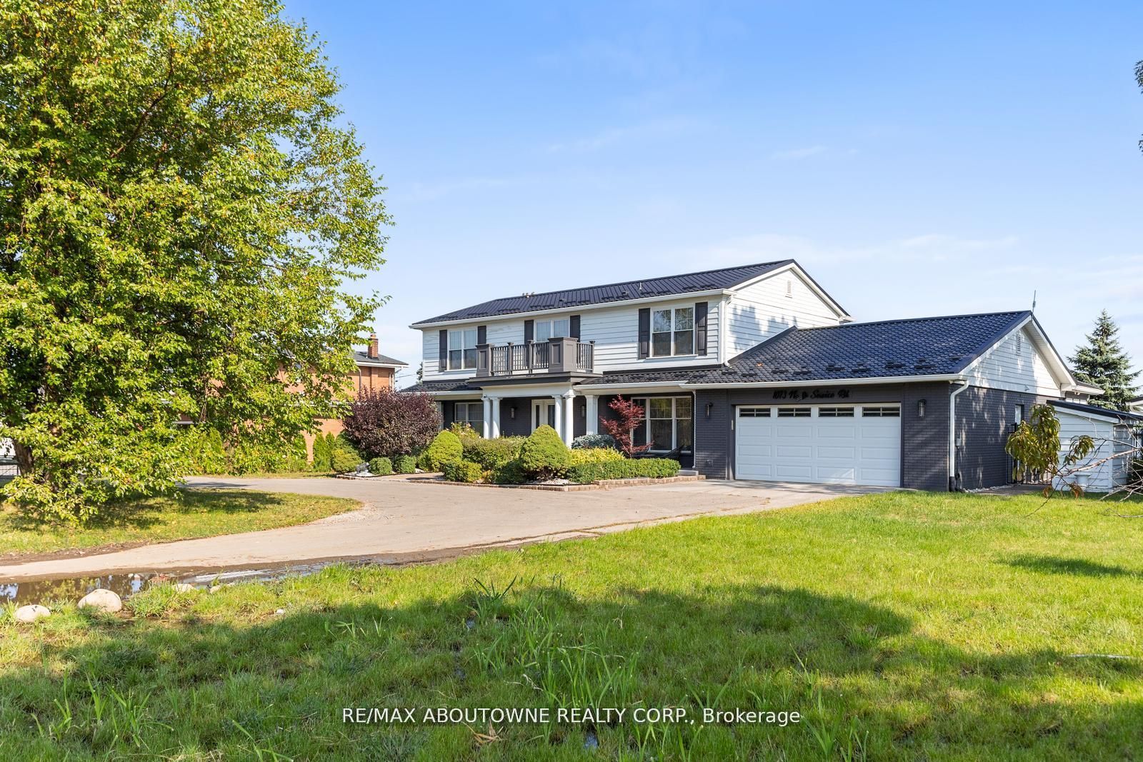 1073 North Service Road, Hamilton ‣ X12810980 1073 North Service Road, Hamilton ‣ X12810980