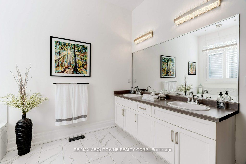 47 Legacy Lane, Hamilton ‣ X12946426 47 Legacy Lane, Hamilton ‣ X12946426