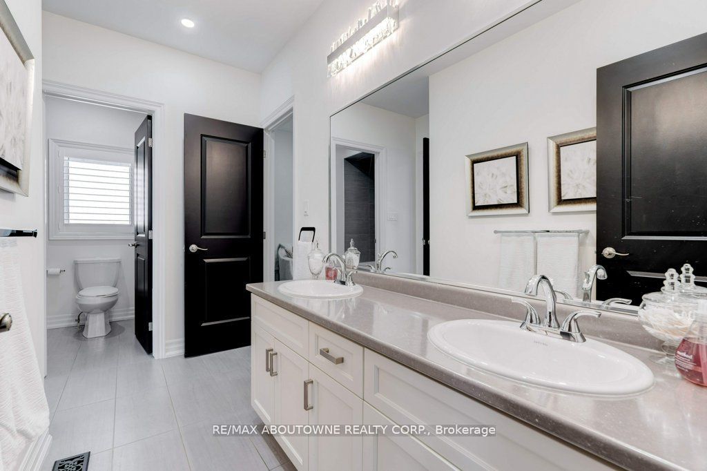 47 Legacy Lane, Hamilton ‣ X12946426 47 Legacy Lane, Hamilton ‣ X12946426