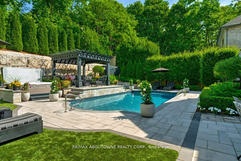 47 Legacy Lane, Hamilton ‣ X12946426 47 Legacy Lane, Hamilton ‣ X12946426