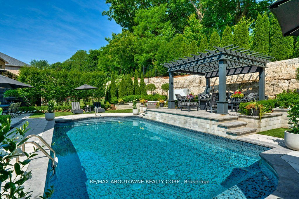 47 Legacy Lane, Hamilton ‣ X12946426 47 Legacy Lane, Hamilton ‣ X12946426