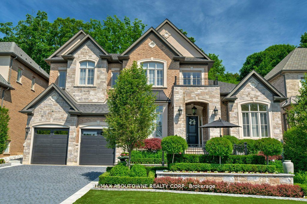 47 Legacy Lane, Hamilton