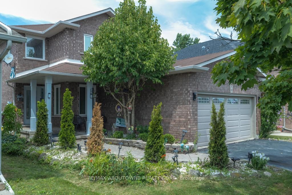 14 SABLE Drive, Hamilton