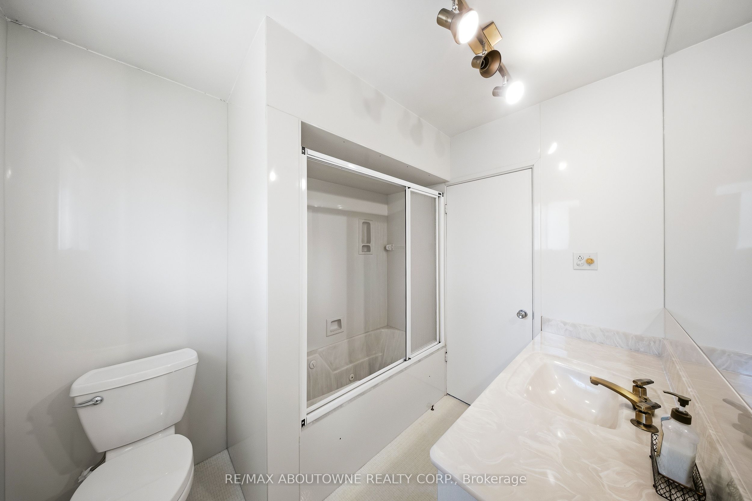 73 Price Avenue, Hamilton ‣ X13533426 73 Price Avenue, Hamilton ‣ X13533426