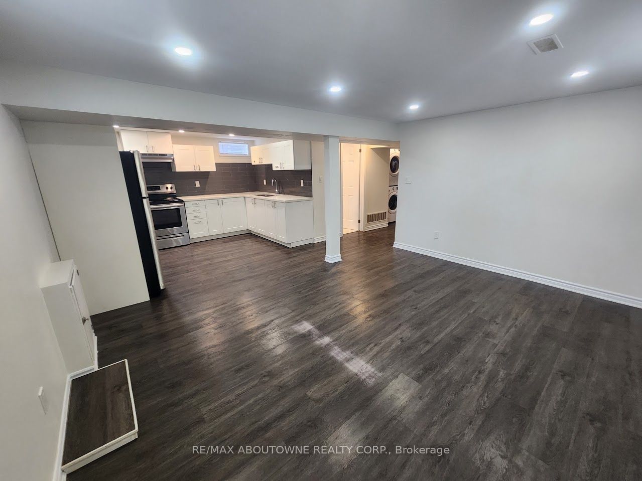 18 Greeningdon Drive, Hamilton ‣ X13582788 18 Greeningdon Drive, Hamilton ‣ X13582788