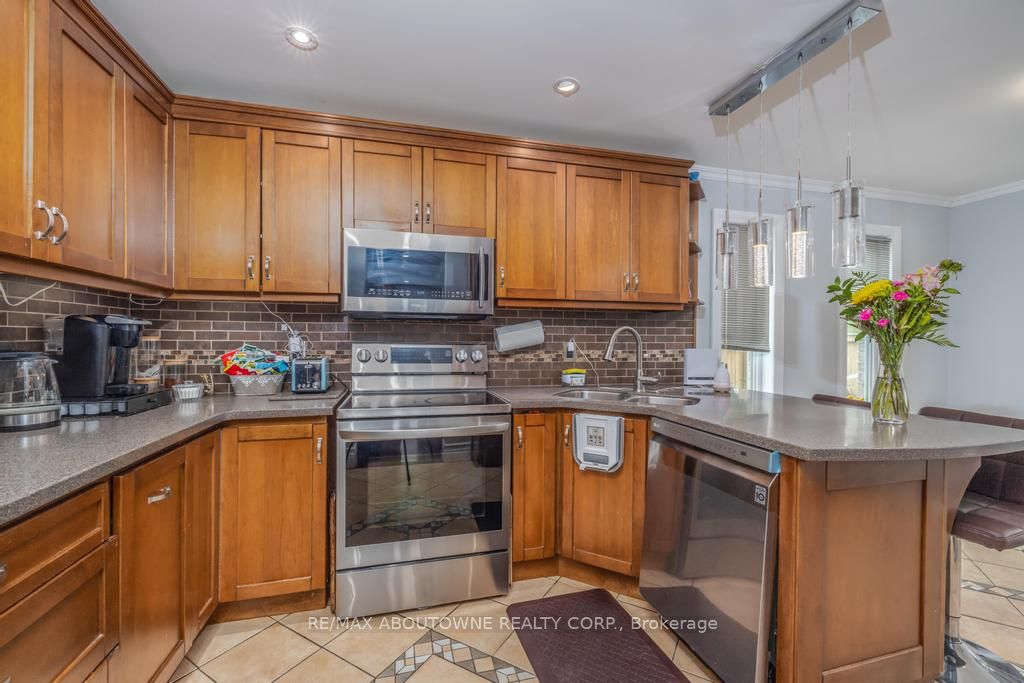14 SABLE Drive, Hamilton ‣ X13587856 14 SABLE Drive, Hamilton ‣ X13587856
