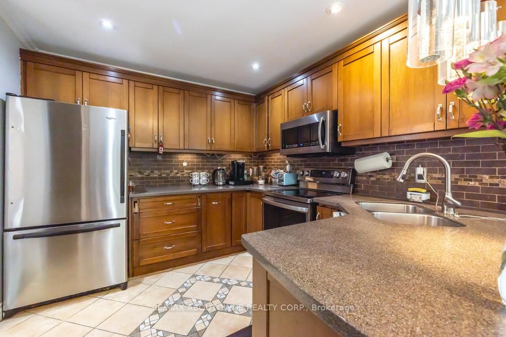 14 SABLE Drive, Hamilton ‣ X13587856 14 SABLE Drive, Hamilton ‣ X13587856