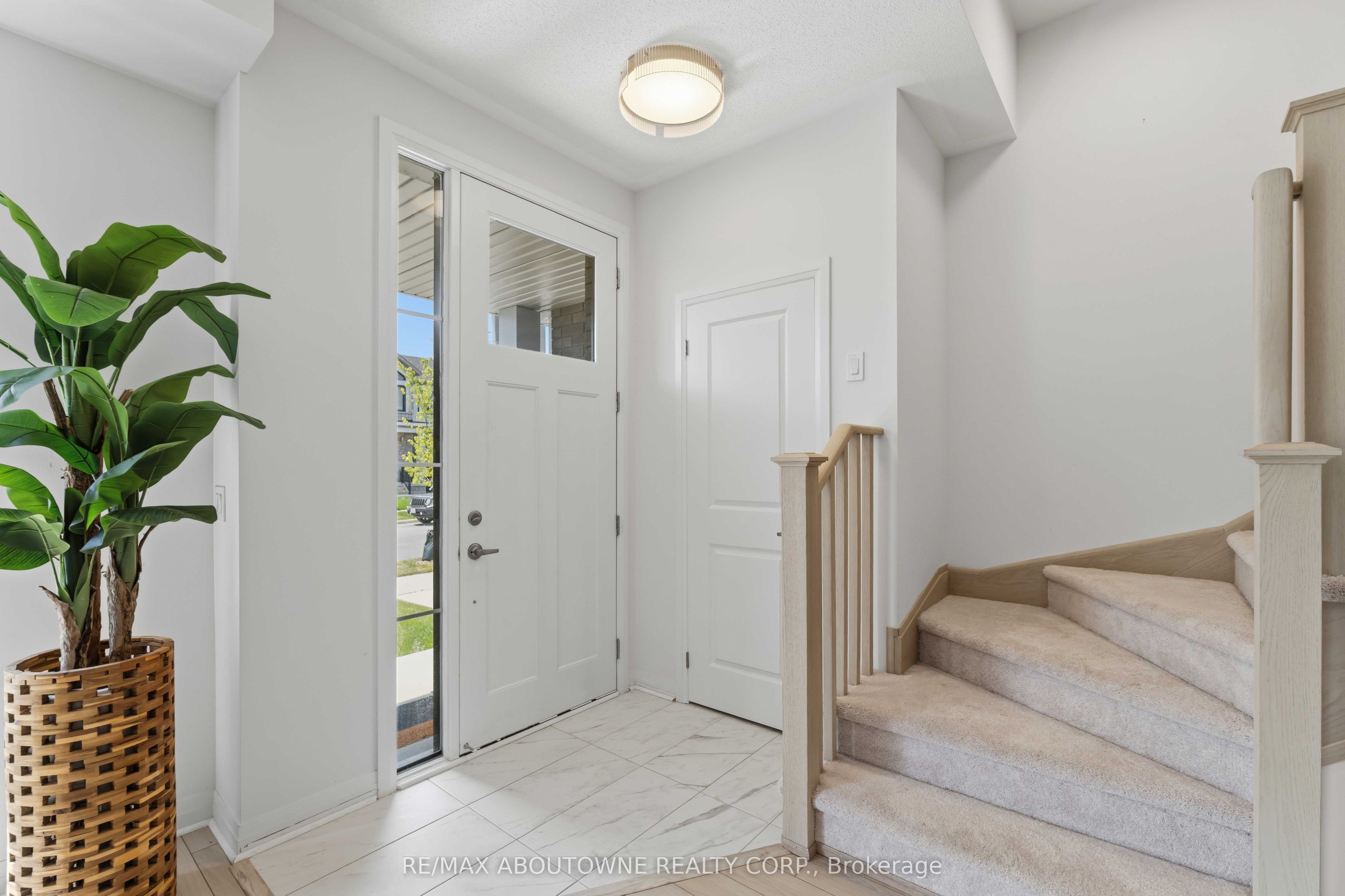 170 Spitfire Drive, Hamilton ‣ X13616126 170 Spitfire Drive, Hamilton ‣ X13616126