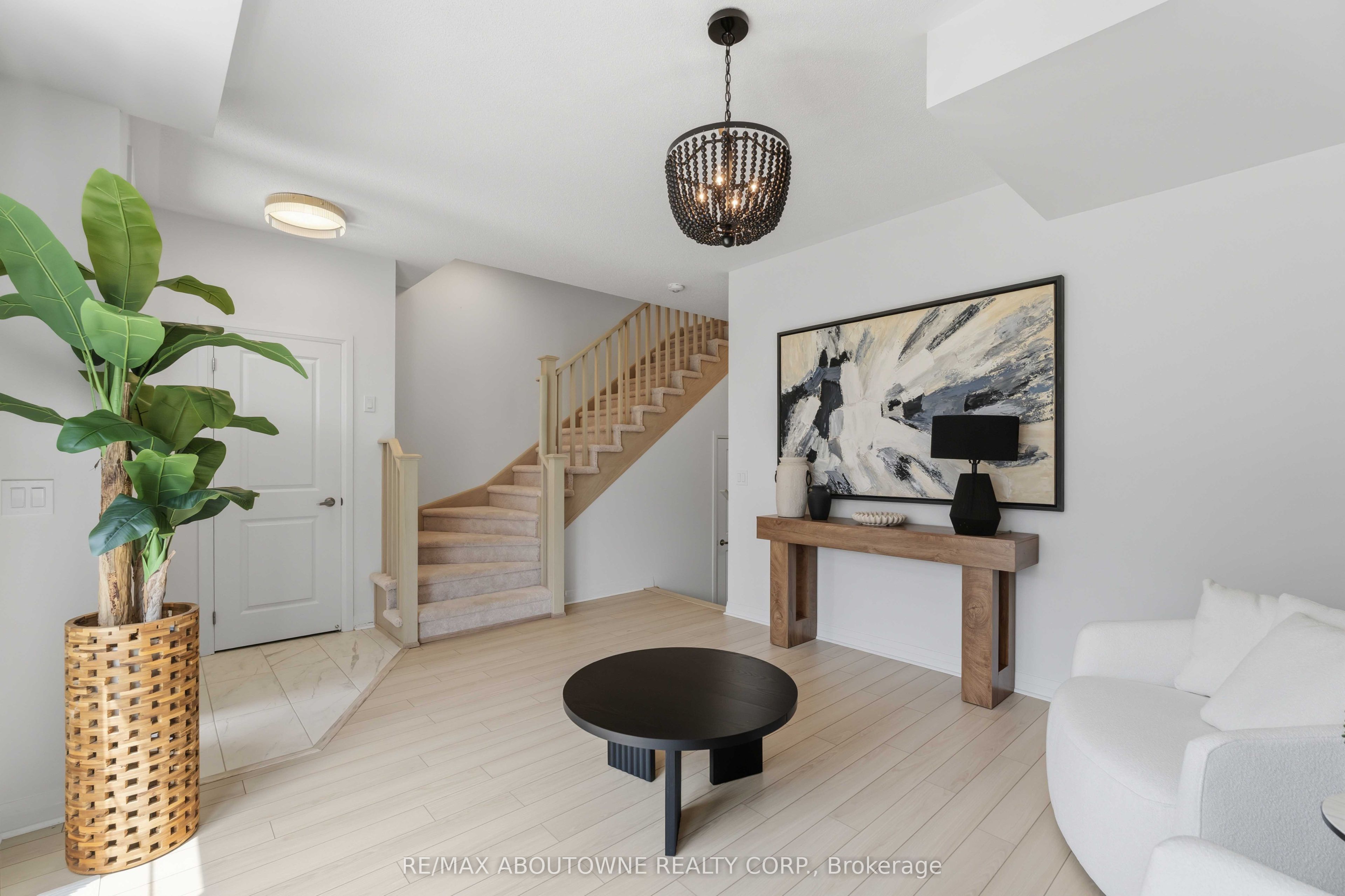 170 Spitfire Drive, Hamilton ‣ X13616126 170 Spitfire Drive, Hamilton ‣ X13616126