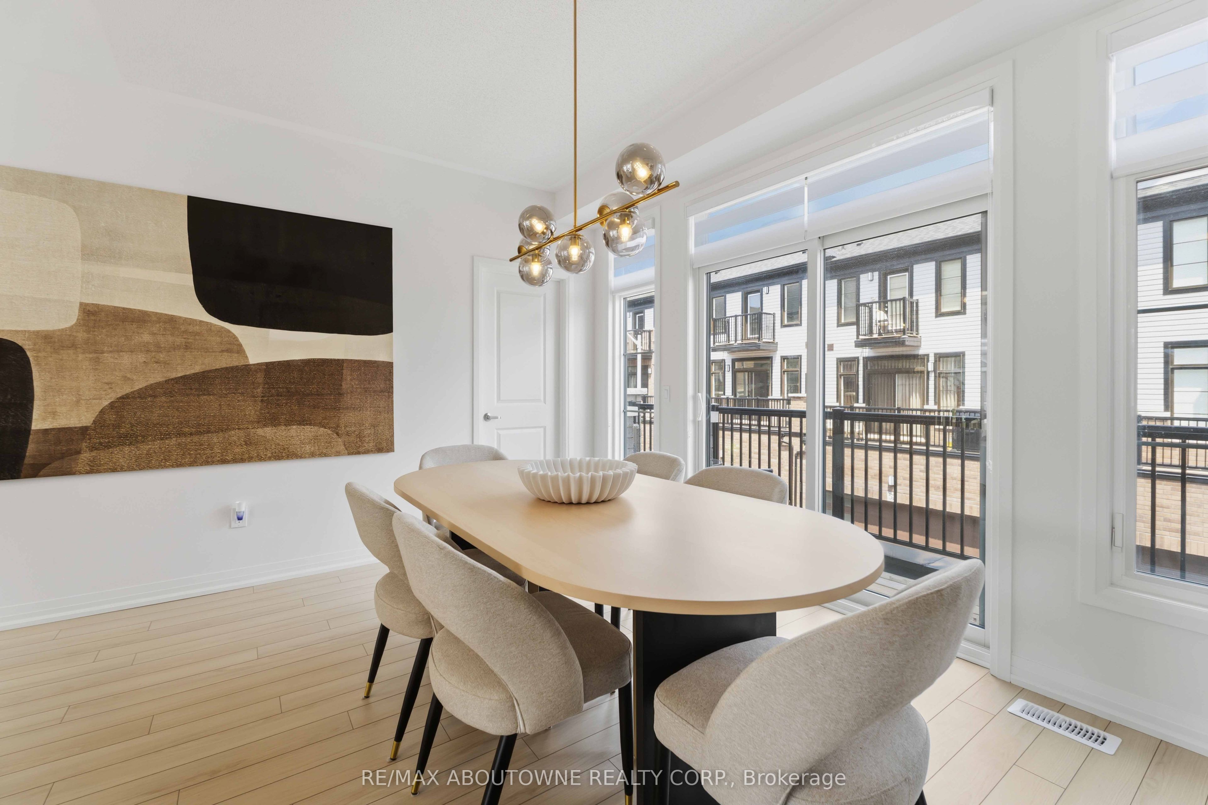 170 Spitfire Drive, Hamilton ‣ X13616126 170 Spitfire Drive, Hamilton ‣ X13616126