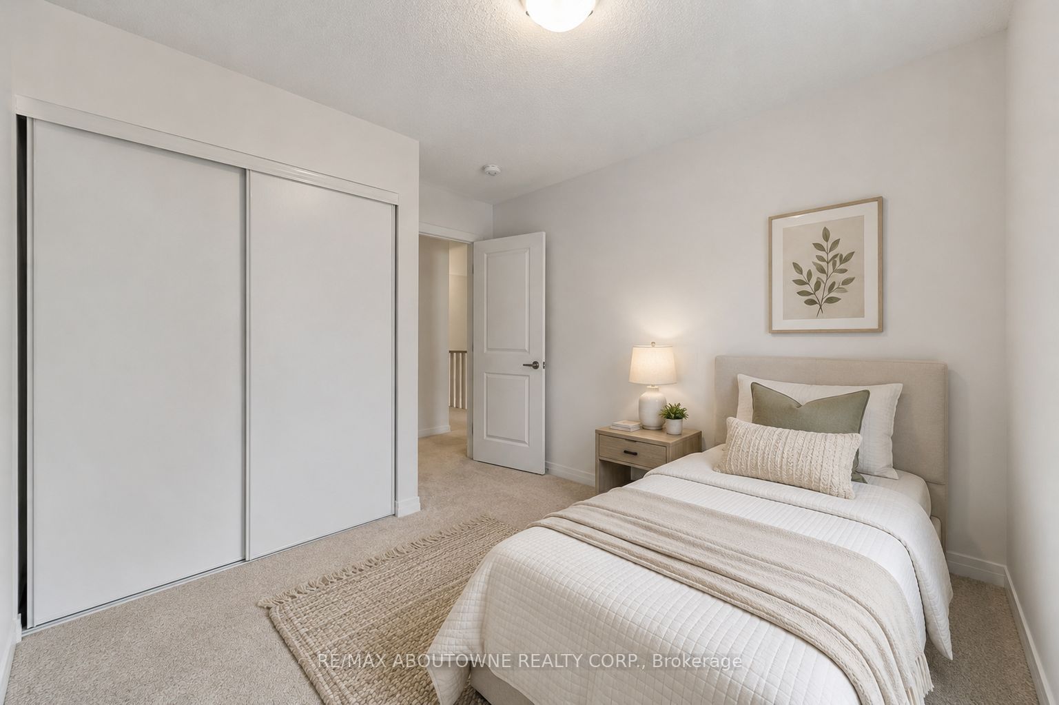 170 Spitfire Drive, Hamilton ‣ X13616126 170 Spitfire Drive, Hamilton ‣ X13616126