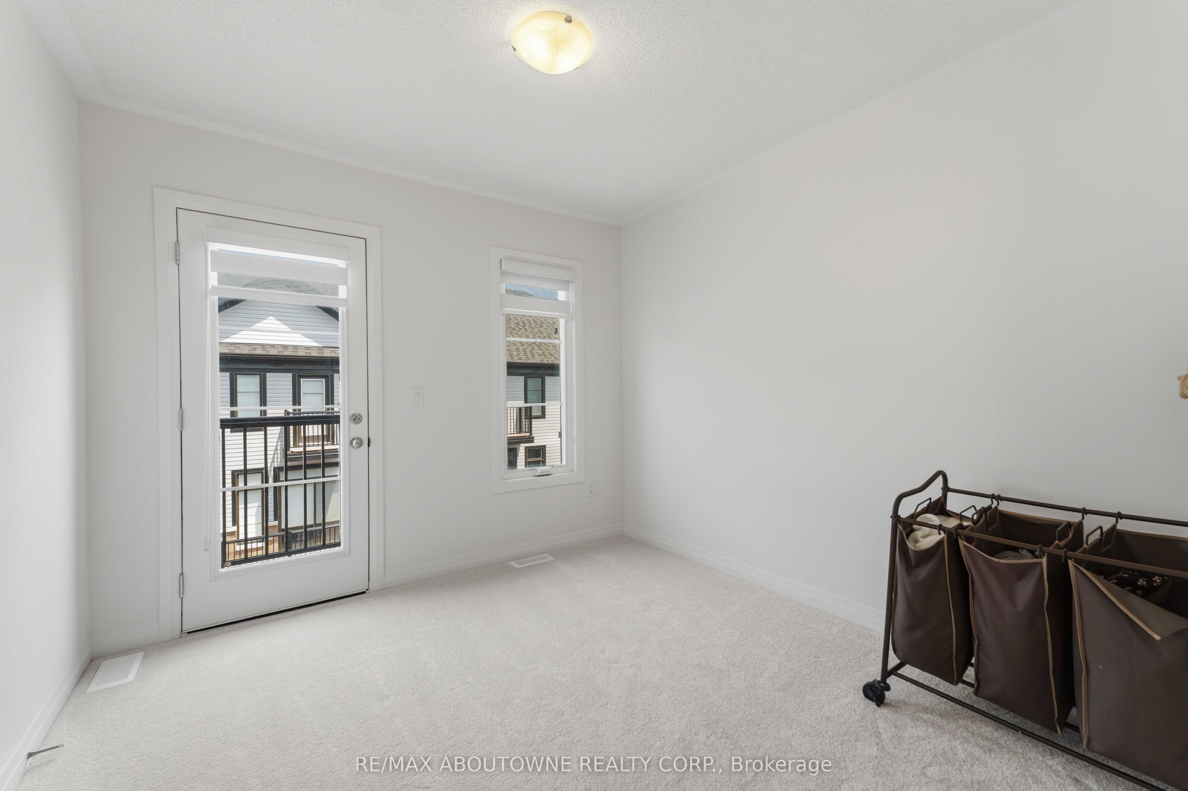 170 Spitfire Drive, Hamilton ‣ X13616126 170 Spitfire Drive, Hamilton ‣ X13616126