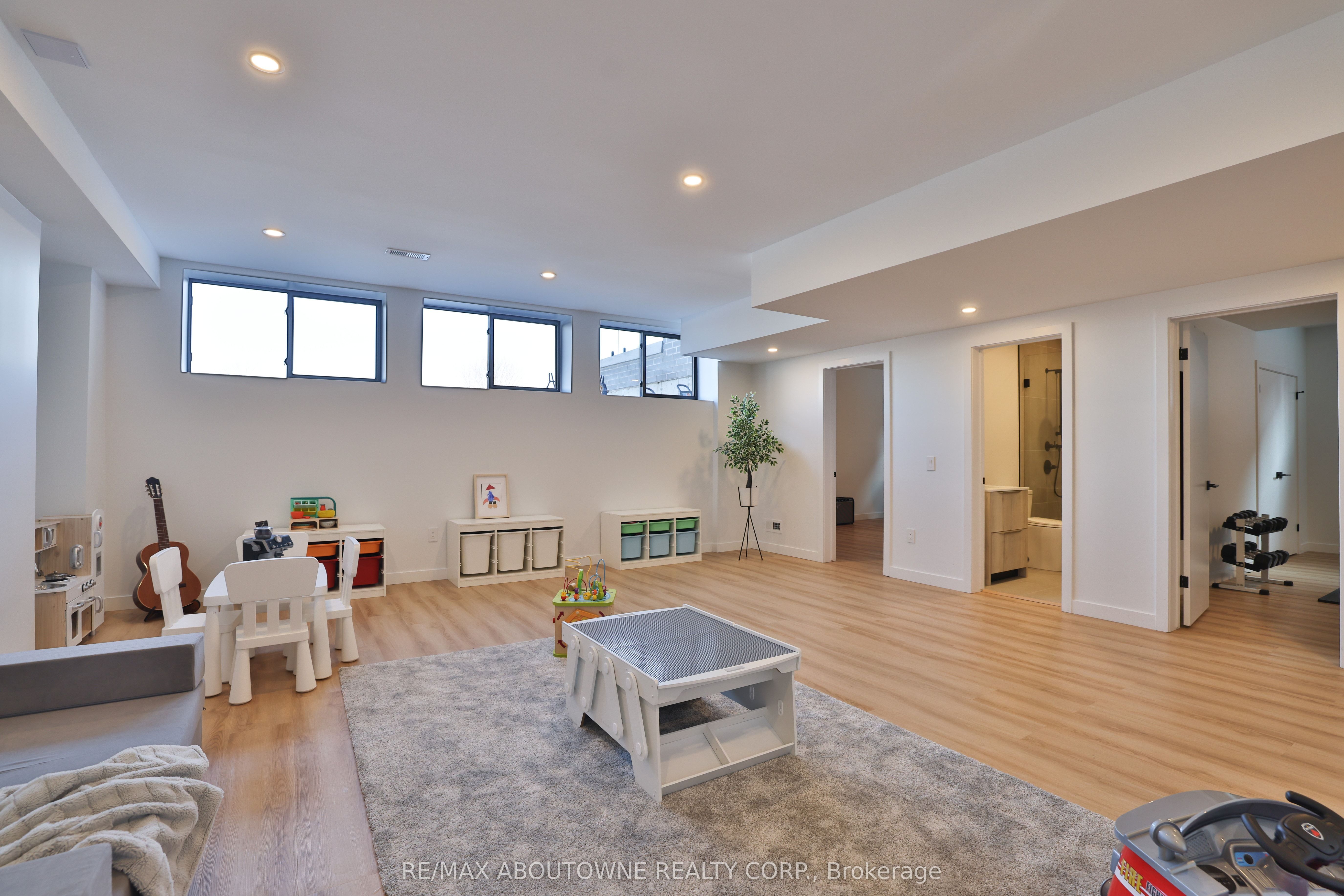 70 Upper Mount Albion Road, Hamilton ‣ X13616818 70 Upper Mount Albion Road, Hamilton ‣ X13616818