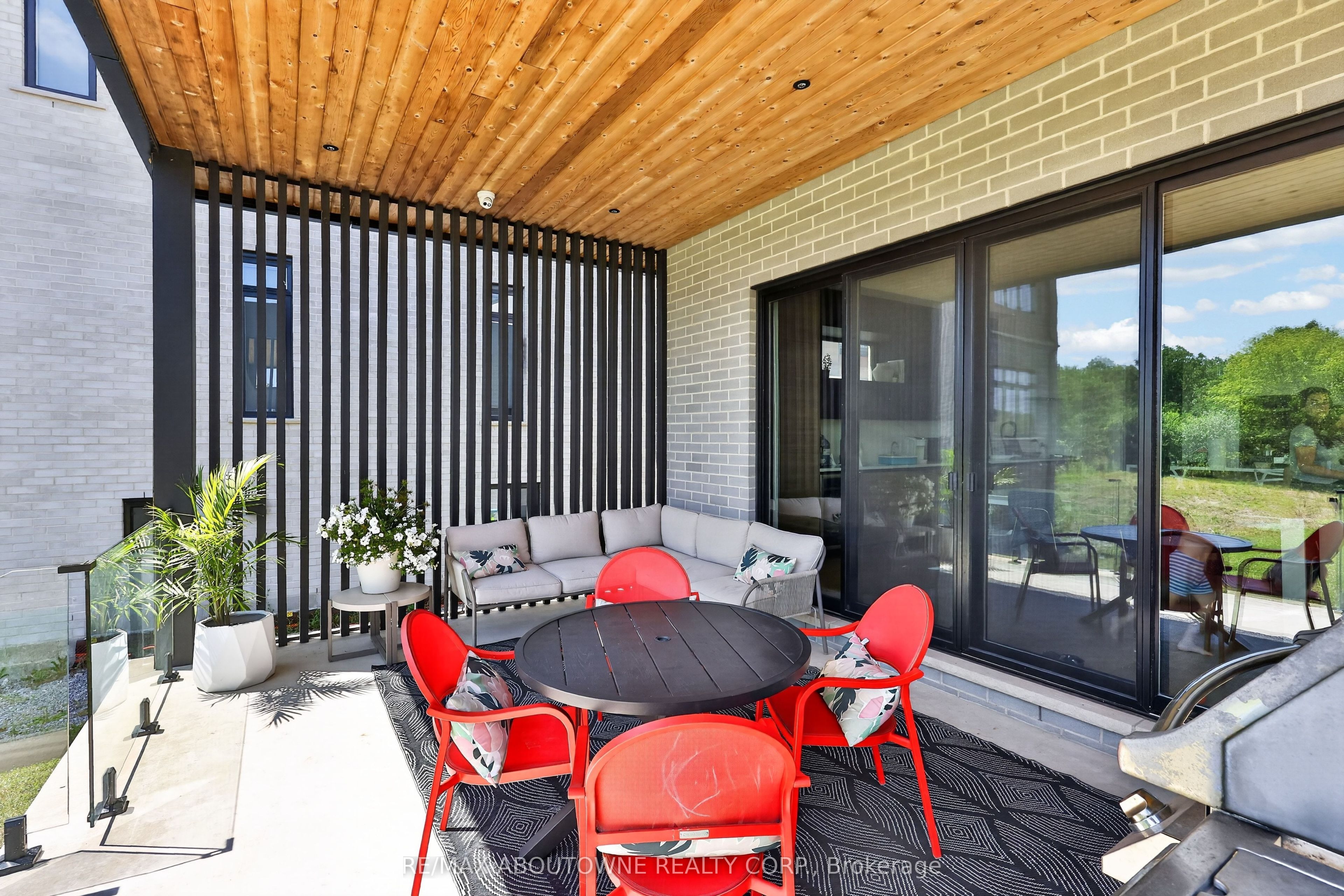 70 Upper Mount Albion Road, Hamilton ‣ X13616818 70 Upper Mount Albion Road, Hamilton ‣ X13616818