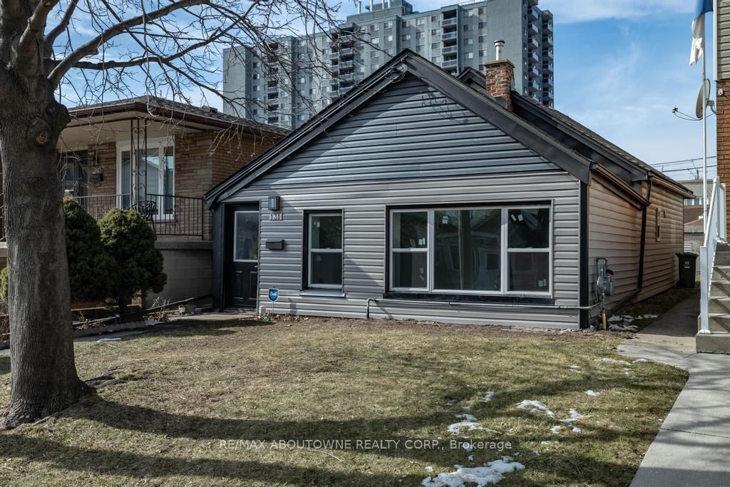 131 WEST Avenue, Hamilton