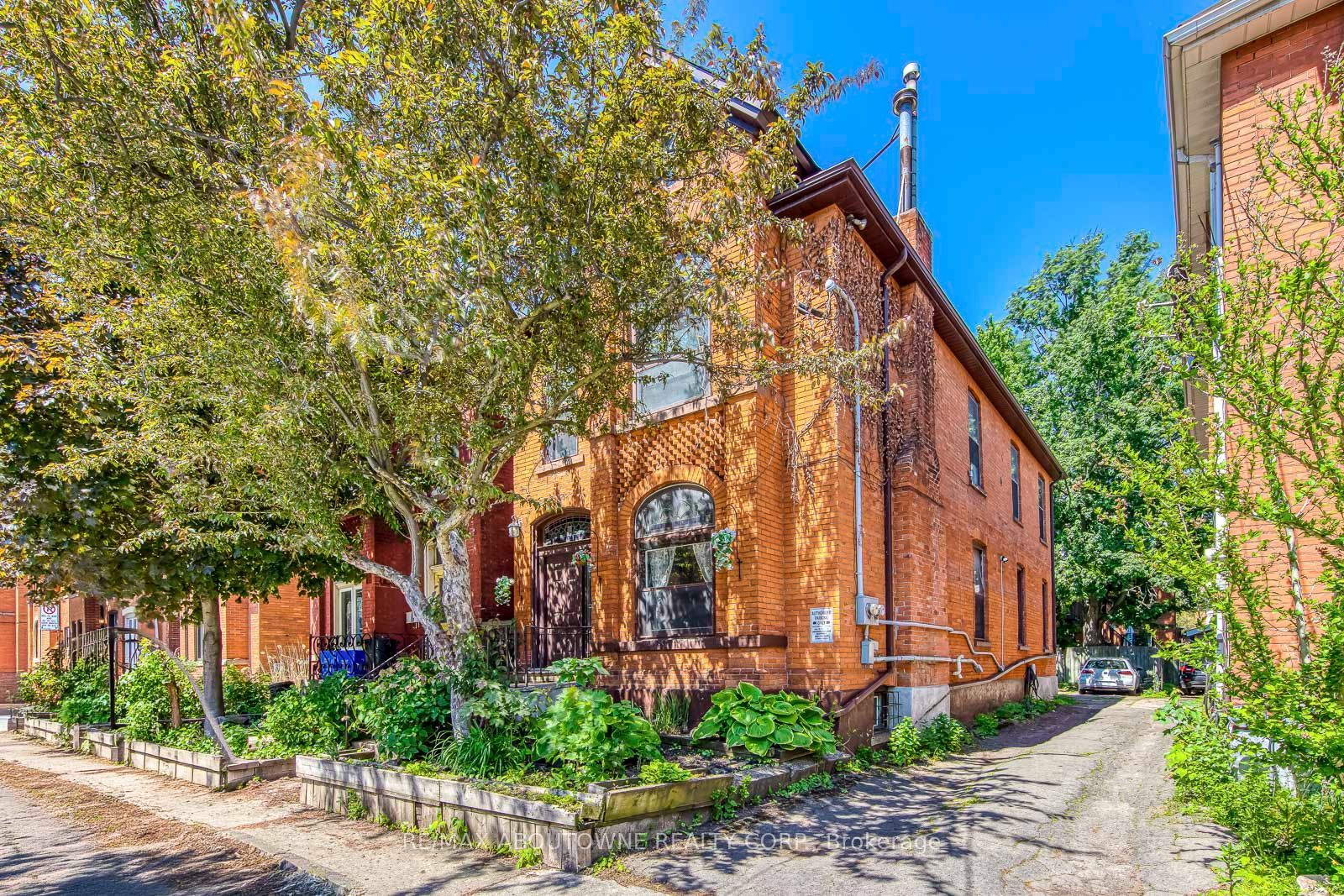 100 Grant Avenue, Hamilton