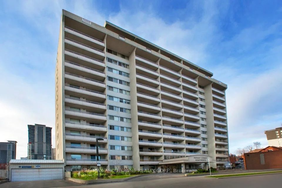 02 – 111 Market Street, Hamilton