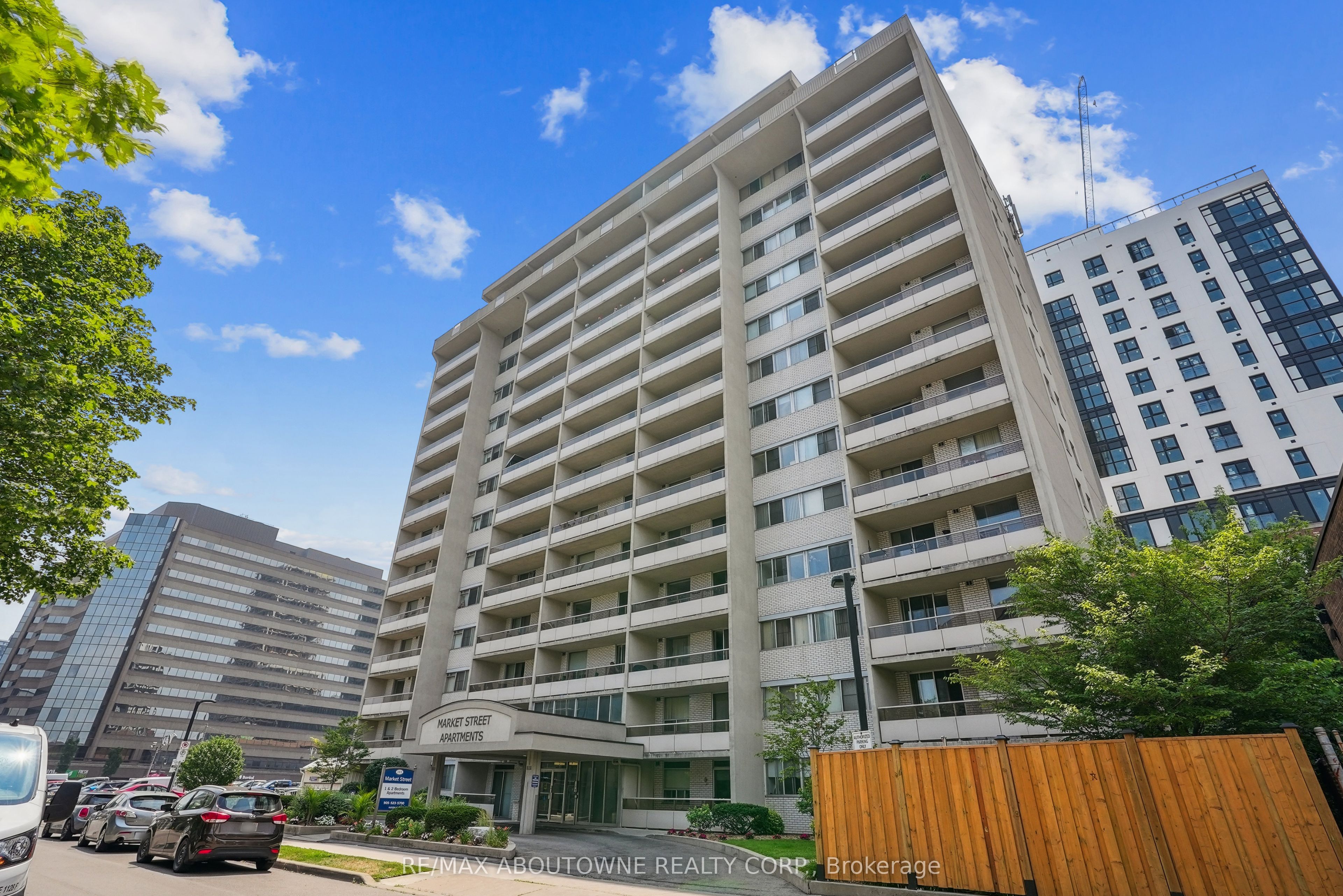 02 – 111 Market Street, Hamilton ‣ X13786412 02 – 111 Market Street, Hamilton ‣ X13786412