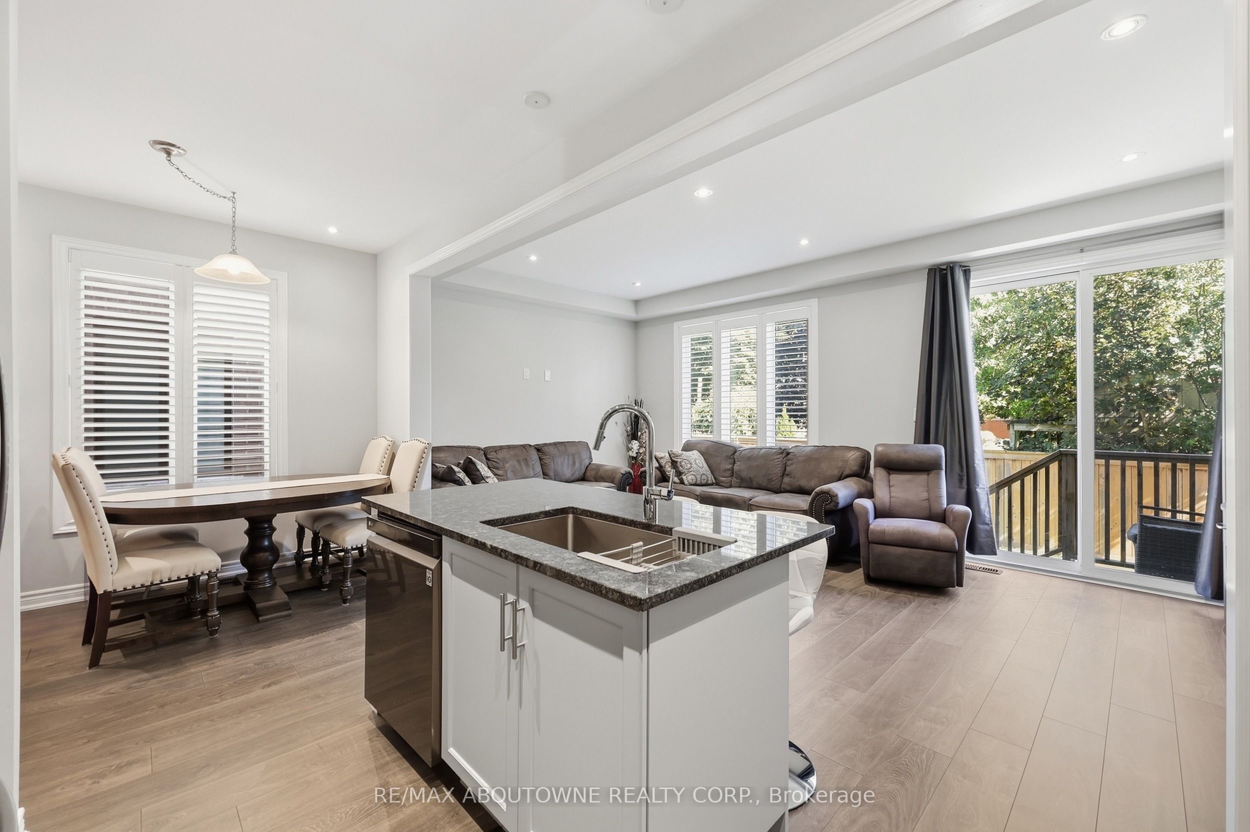 44 – 288 Glover Road, Hamilton ‣ X13788180 44 – 288 Glover Road, Hamilton ‣ X13788180