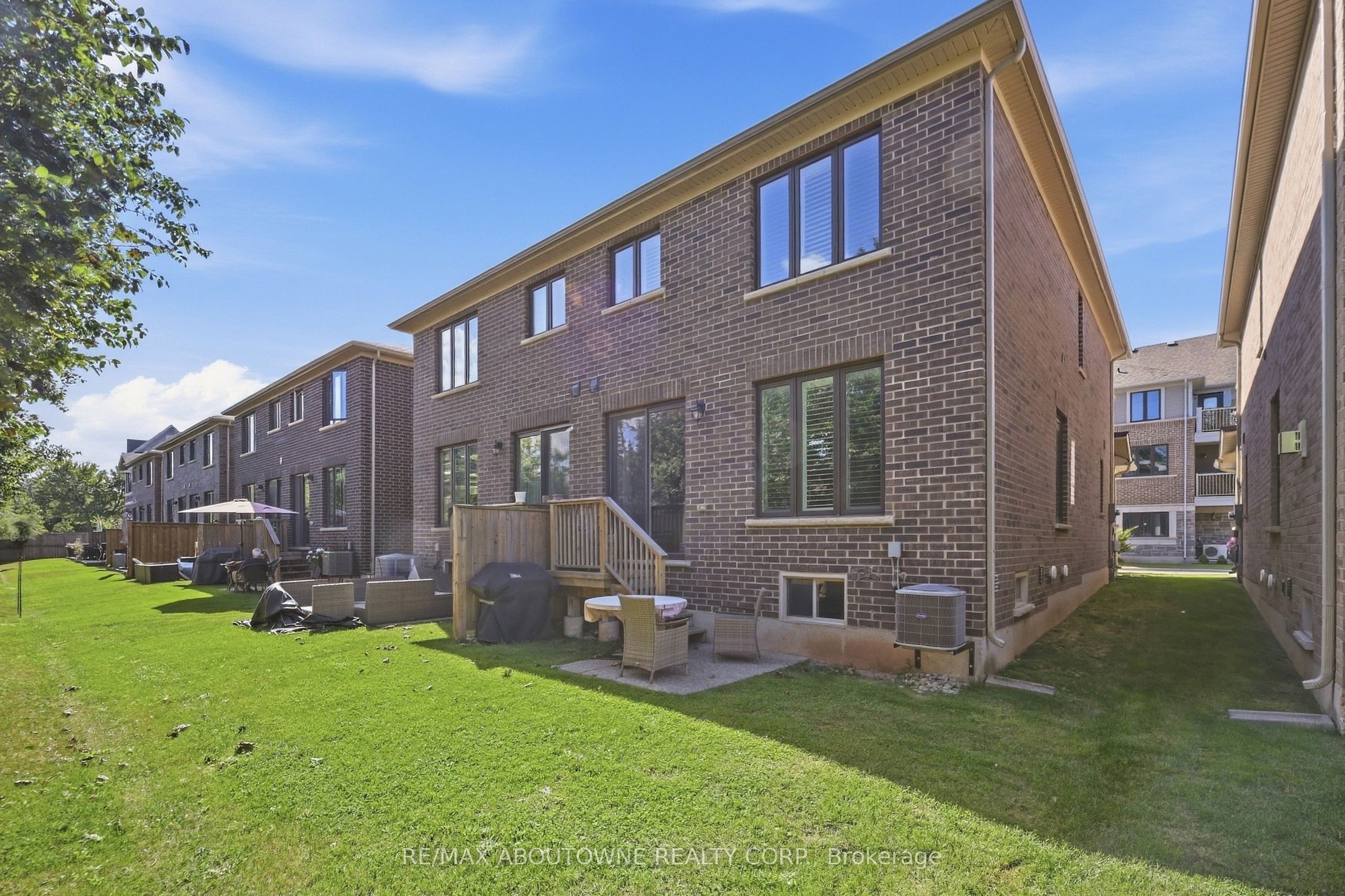 44 – 288 Glover Road, Hamilton ‣ X13788180 44 – 288 Glover Road, Hamilton ‣ X13788180