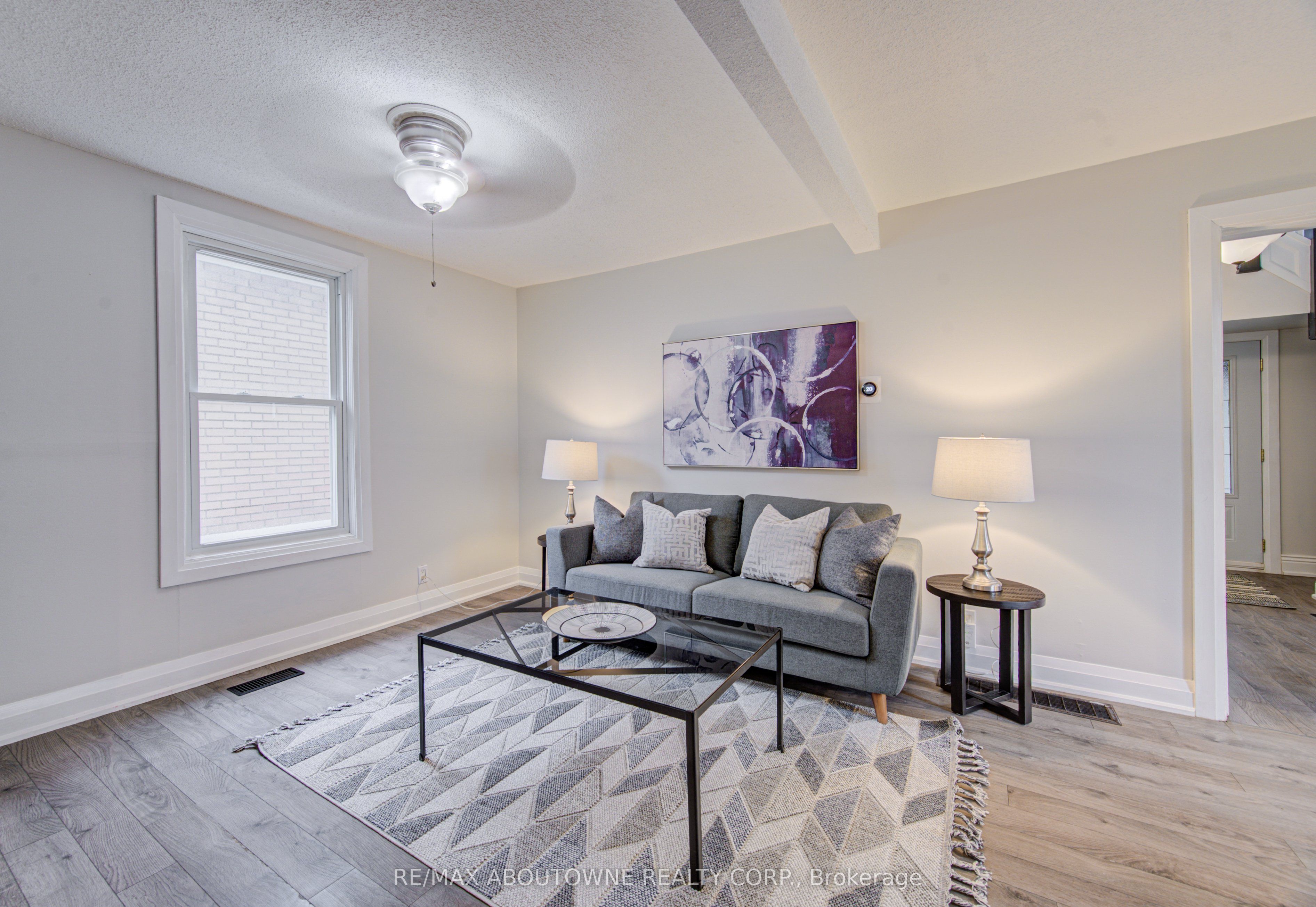 227 East 23rd Street, Hamilton ‣ X13819610 227 East 23rd Street, Hamilton ‣ X13819610