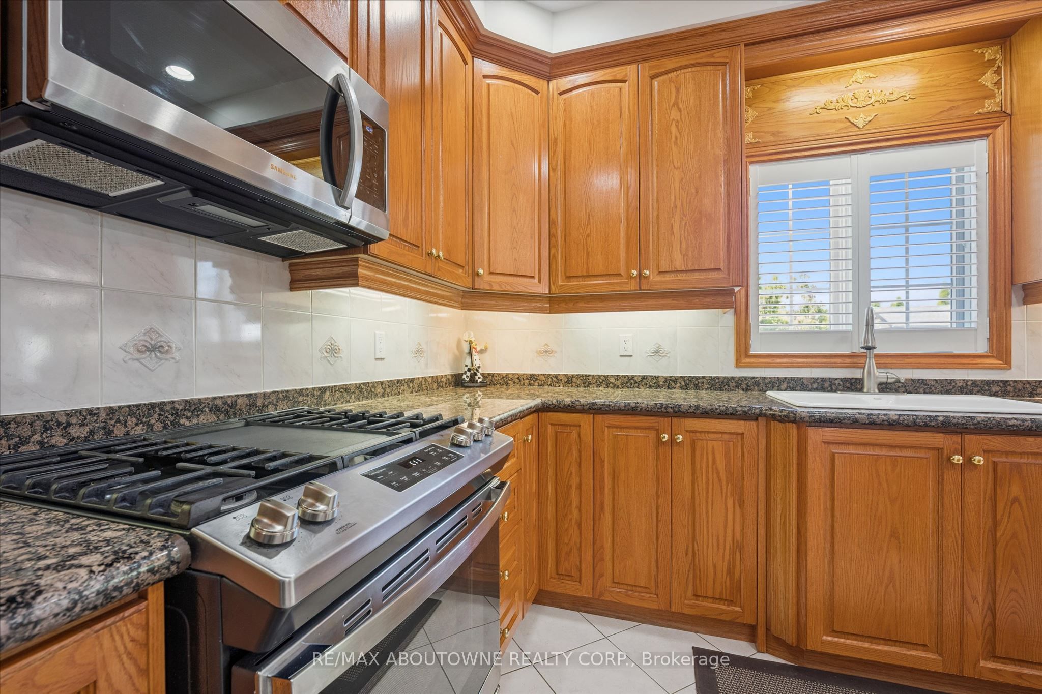 6 Fourseasons Drive, Hamilton ‣ X13832394 6 Fourseasons Drive, Hamilton ‣ X13832394