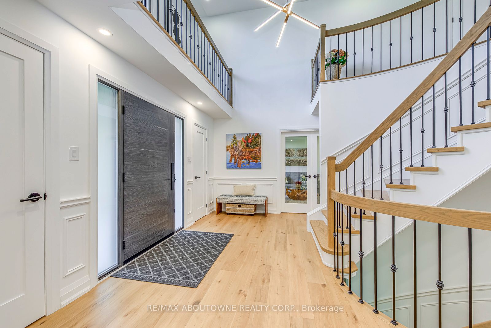 54 Deerview Avenue, Hamilton ‣ X14082306 54 Deerview Avenue, Hamilton ‣ X14082306