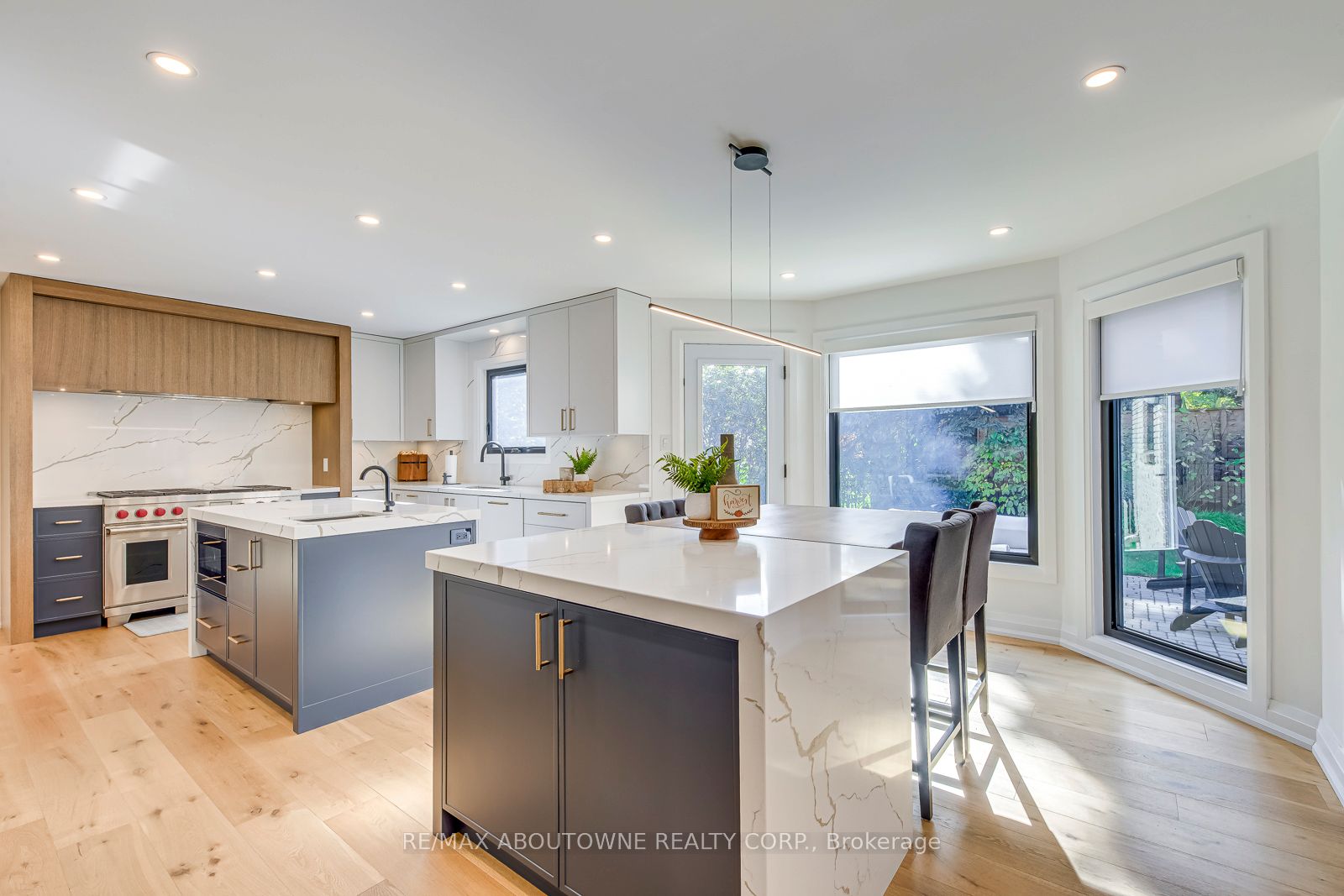 54 Deerview Avenue, Hamilton ‣ X14082306 54 Deerview Avenue, Hamilton ‣ X14082306