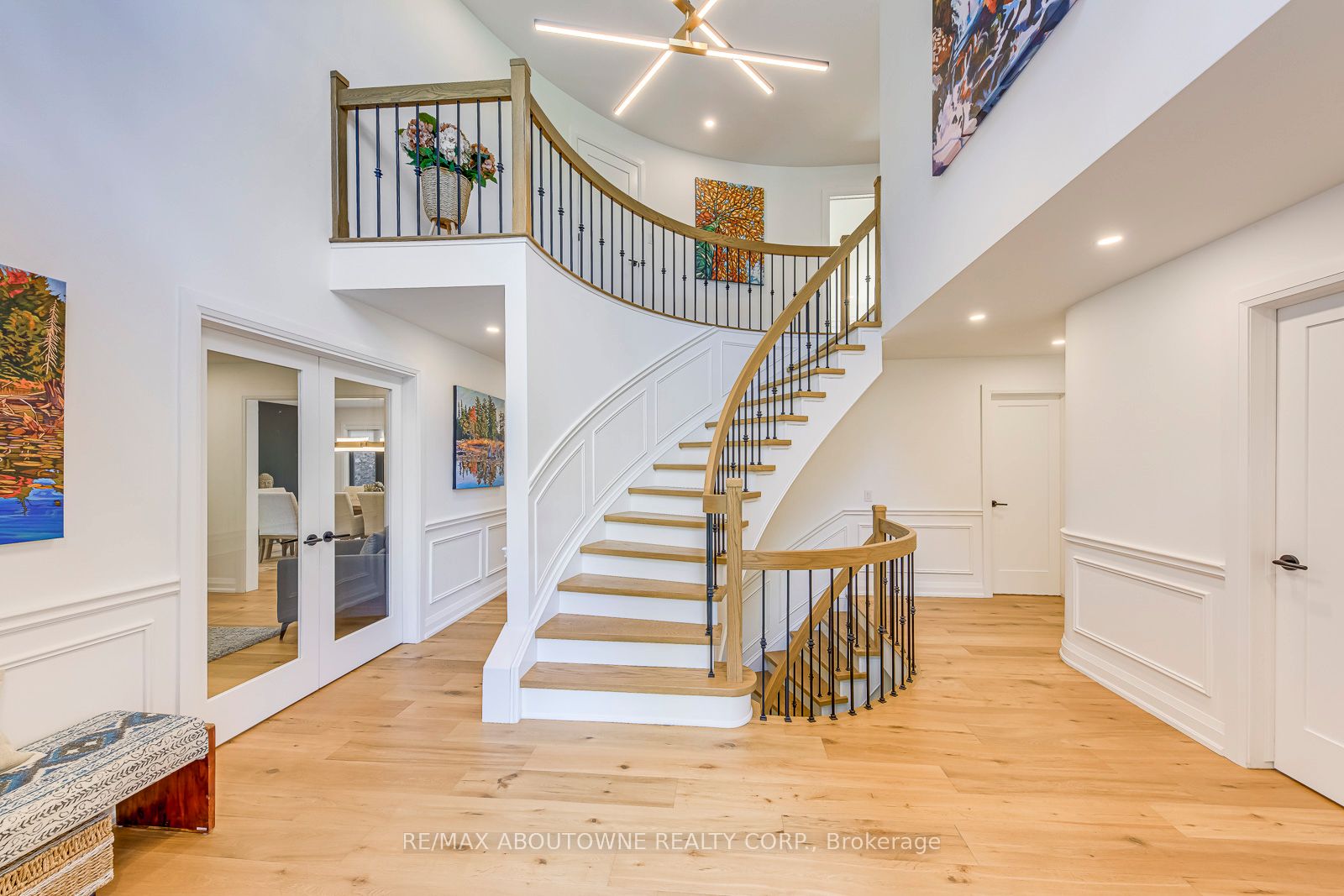 54 Deerview Avenue, Hamilton ‣ X14082306 54 Deerview Avenue, Hamilton ‣ X14082306