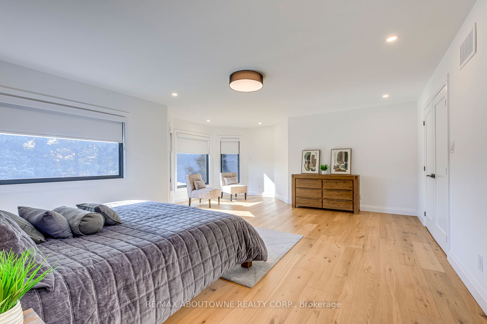 54 Deerview Avenue, Hamilton ‣ X14082306 54 Deerview Avenue, Hamilton ‣ X14082306