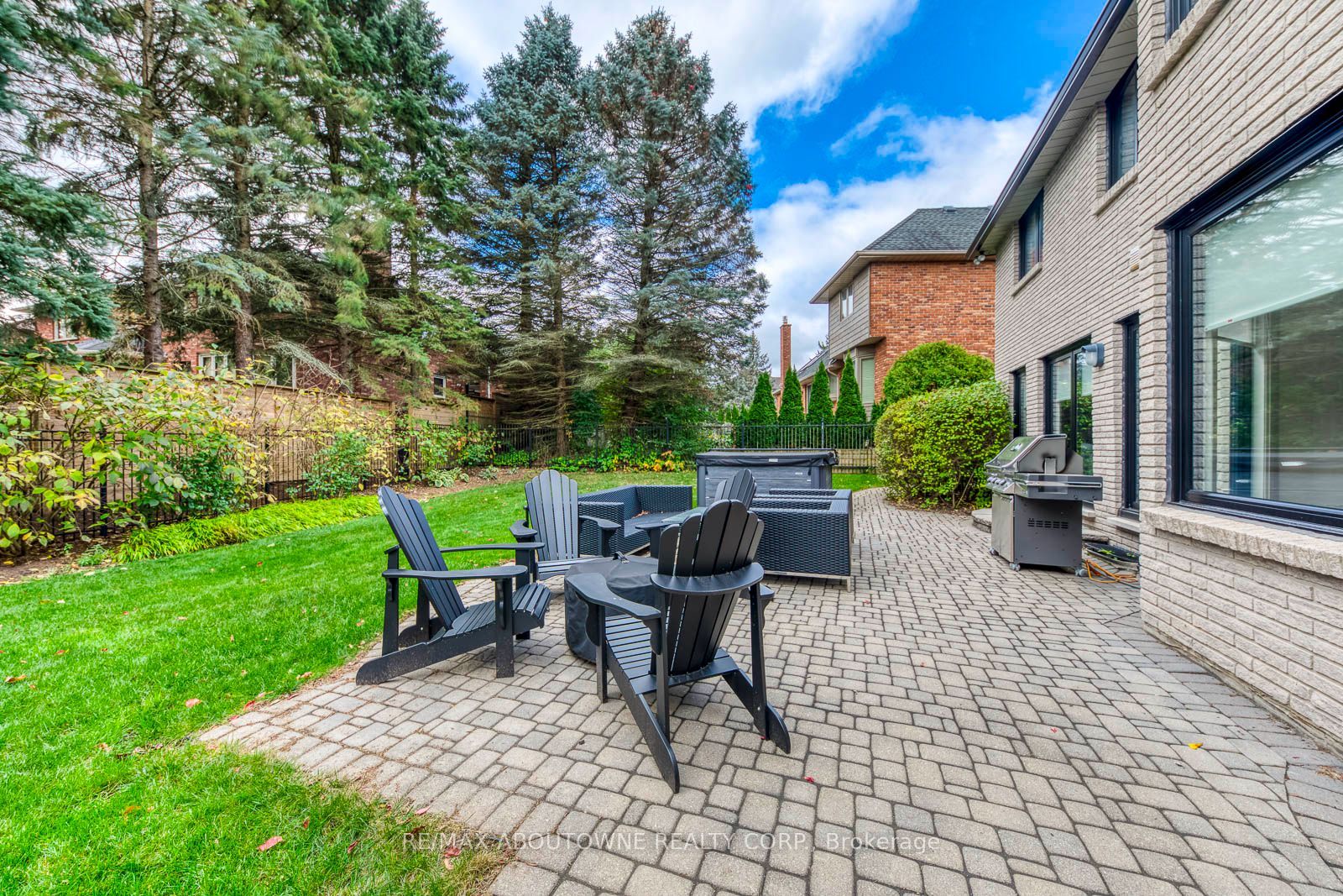 54 Deerview Avenue, Hamilton ‣ X14082306 54 Deerview Avenue, Hamilton ‣ X14082306