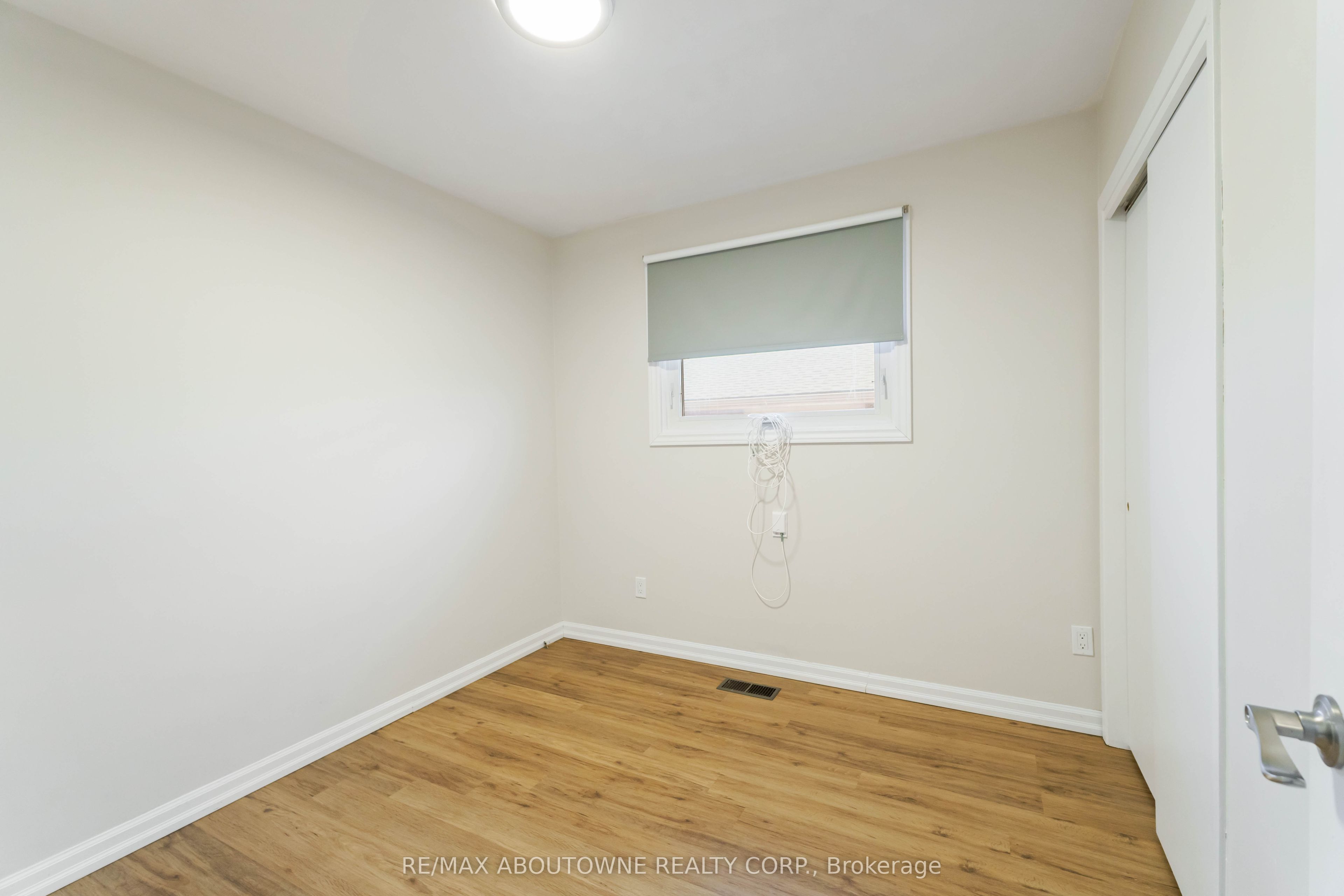 517 Mohawk Road, Hamilton ‣ X14124106 517 Mohawk Road, Hamilton ‣ X14124106