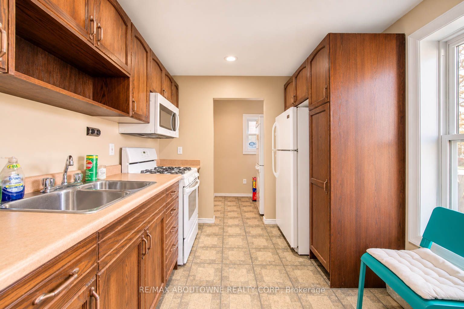 81 Glendale Avenue, Hamilton ‣ X14124464 81 Glendale Avenue, Hamilton ‣ X14124464