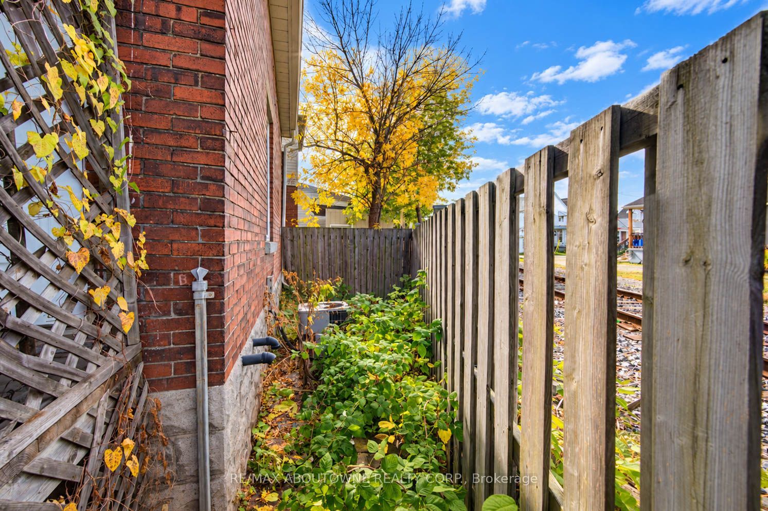 81 Glendale Avenue, Hamilton ‣ X14124464 81 Glendale Avenue, Hamilton ‣ X14124464
