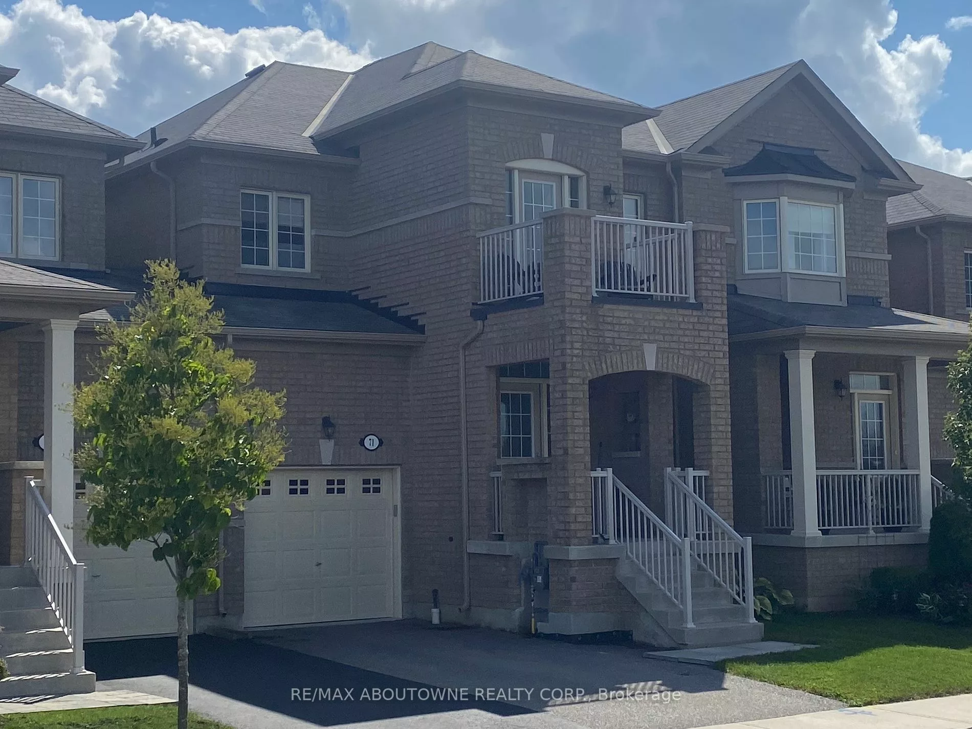 71 Fingland Cres, Hamilton ‣ X9305453